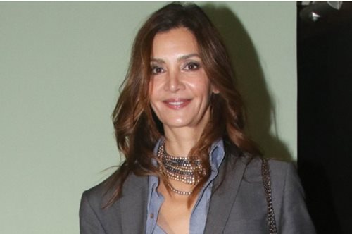 Κατερίνα Λέχου | Σου δείχνει πώς να φορέσεις με υποδειγματικό τρόπο το λευκό παντελόνι το φθινόπωρο