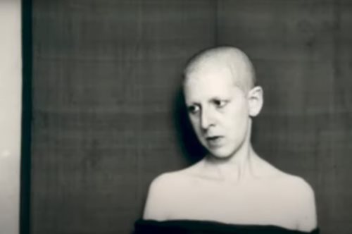 Κλοντ Καέν: Ο φωτογράφος που άλλαξε φύλο και έκανε σχέση με τη θετή αδερφή του