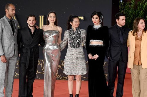 «Απογοητευτικό και ανούσιο»: Οι κριτικοί «σταυρώνουν» την ταινία «Eternals»