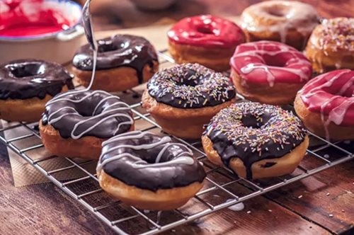 Σοκολατένια donuts στο φούρνο: Η υγιεινή εκδοχή του αγαπημένου γλυκού