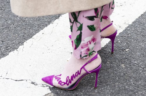 Τα 5 ζευγάρια παπούτσια που θα φορέτε συνέχεια μετά τα 50