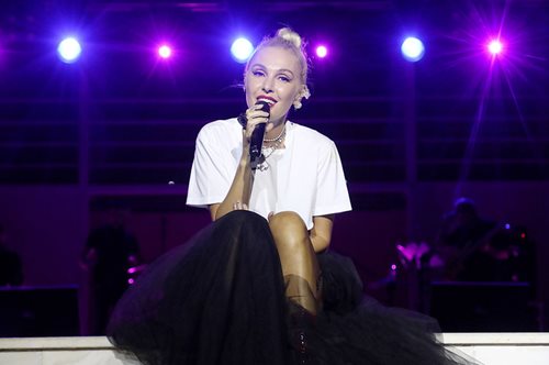 «Η μεγαλύτερη μου αγάπη από όλες. Χρόνια πολλά»