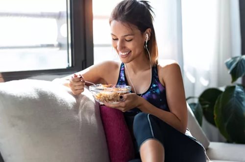 Διατροφή για επίπεδη κοιλιά ή για ψωμάκια; Σε τι διαφέρουν;