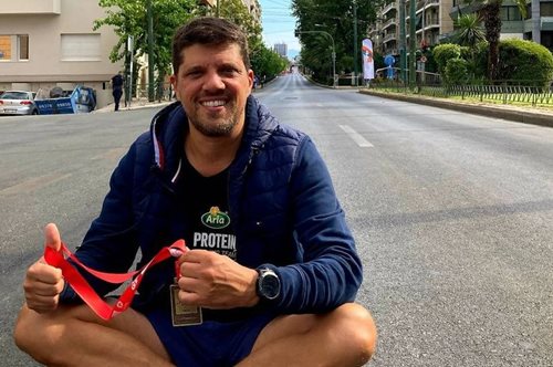 «Έφυγε την ώρα που έτρεχα σαν να μου έλεγε συνέχισε να παλεύεις για την ζωή με χαμόγελο»