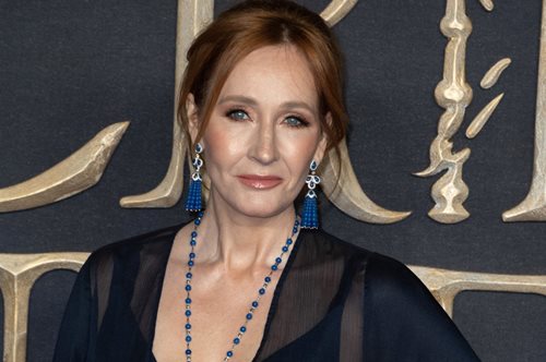 «Έχω δεχτεί τόσες πολλές απειλές που φτάνουν για να καλύψουν ολόκληρο το σπίτι μου»