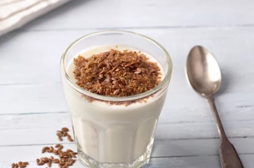 Πώς τρώγεται ο λιναρόσπορος; Τρόποι για να τον εντάξεις στη διατροφή σου