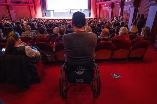 Πρωτοβουλίες της Alpha Bank για την ισότιμη πρόσβαση Ατόμων με Αναπηρία σε πολιτιστικά γεγονότα