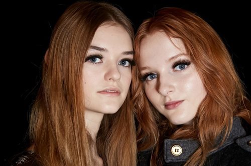 Το λαμπερό μακιγιάζ που κρύβει έως και 10 χρόνια