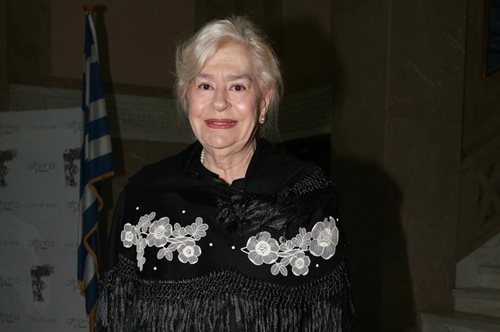 Η σπάνια εμφάνιση της Κατερίνας Χέλμη στο σπίτι της Ευδοκίας Ρουμελιώτη