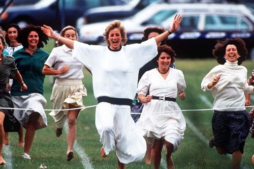 «Τραγουδούσε με όλη της τη δύναμη το τραγούδι 