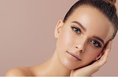 Ενώ εσύ κοιμάσαι | Η κρέμα που θα σου χαρίσει την πιο λαμπερή επιδερμίδα που είχες ποτέ