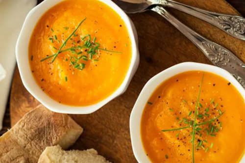 Συνταγή για σούπα βελουτέ καρότου, όλο άρωμα και γεύση