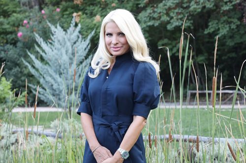 Βόλτα στον ήλιο για την Ελένη Μενεγάκη - Η νέα φωτογραφία