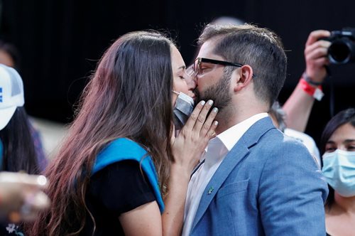 Η Ιρίνα Καραμάνος είναι η Πρώτη Κυρία της Χιλής και είναι ελληνικής καταγωγής