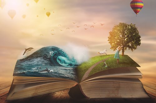 Τρεις σύγχρονοι «Άτλαντες» ταξιδεύουν τα παιδιά ανά τον κόσμο