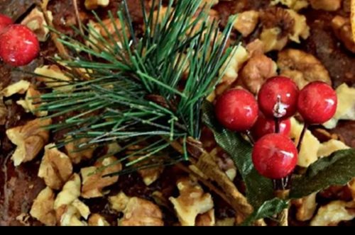 Συνταγή για βασιλόπιτα κέικ με γεύση μελομακάρονο (!)