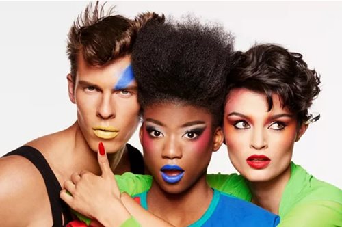 Missbloom x MAC VIVA GLAM | Η συνεισφορά που μας κάνει να νιώθουμε πιο όμορφες