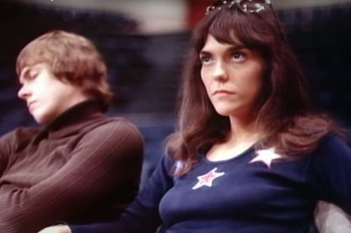 Τι συνέβη στην Κάρεν Κάρπεντερ; Οι τραγικές τελευταίες ώρες, της διάσημης τραγουδίστριας