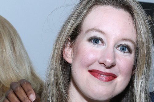 Ένοχη για απάτη κρίθηκε η Elizabeth Holmes, ιδρύτρια της start-up Theranos