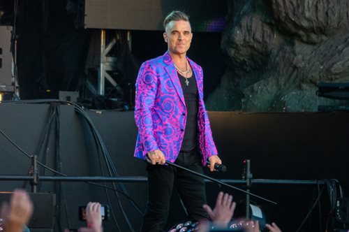 Πωλείται ανακαινισμένη, επιπλωμένη αλλά και «στοιχειωμένη» η έπαυλη του Ρόμπι Γουίλιαμς