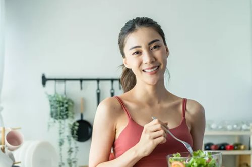 5 μύθοι για το αδυνάτισμα (το νερό αδυνατίζει;)