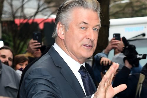 Ο Άλεκ Μπάλντουιν μηνύθηκε από οικογένεια πεζοναύτη που σκοτώθηκε στο Αφγανιστάν