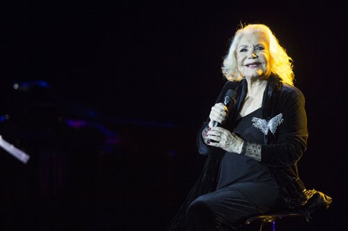 Το σπάνιο φωτογραφικό κλικ της Μαρινέλλας με την κόρη της Τζωρτζίνα 