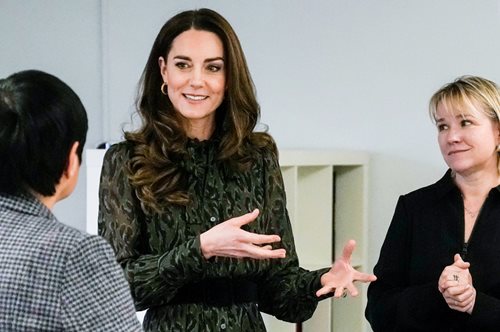 Η εμφάνιση της Κέιτ Μίντλετον με το φόρεμα που «εξαφανίστηκε» μέσα σε λίγες ώρες