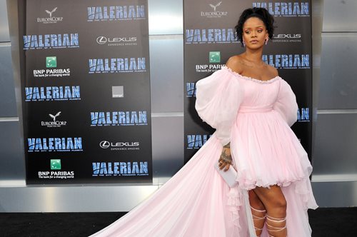 Πέντε φορές που η Ριάνα ήταν η απόλυτη θεά και μία που δεν ήταν καθόλου