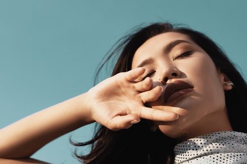 Do it like the Asians | Πώς να κάνεις το χρόνο σύμμαχο της επιδερμίδας σου (ναι, γίνεται)