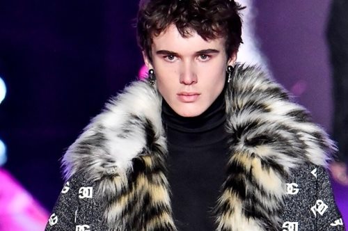 Ο οίκος μόδας Dolce & Gabbana δεν θα χρησιμοποιήσει ξανά αληθινή γούνα