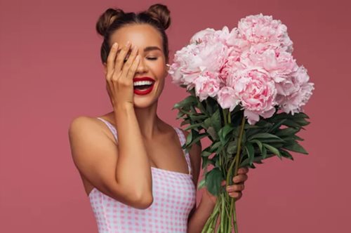 3 (πολύ ερωτεύσιμα) χτενίσματα για την ημέρα του Αγίου Βαλεντίνου