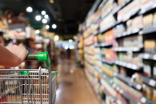 Το σούπερ μάρκετ δεν θα προβεί σε καταγγελία κατά της 70χρονης που αναγκάστηκε να κλέψει προϊόντα