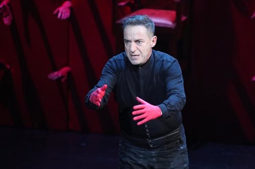 «Όταν είχα πάει στο σπίτι του Λιγνάδη, είχε δύο ανήλικα παιδιά τα οποία φιλοξενούσε»