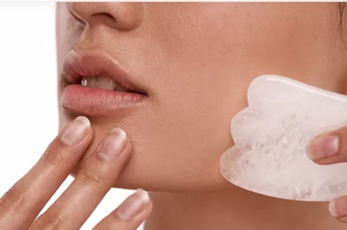 Τα 3 πιο σημαντικά λάθη που κάνεις όταν χρησιμοποιείς gua sha tools