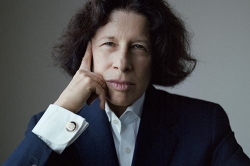 «Δεν θα πετούσα ποτέ ένα βιβλίο- ωστόσο υπάρχουν άνθρωποι που θα προτιμούσα να ρίξω από το παράθυρο»