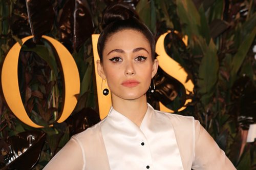 Emmy Rossum | H 35χρονη ηθοποιός θα υποδυθεί τη μητέρα του 25χρονου Tom Holland σε νέα σειρά