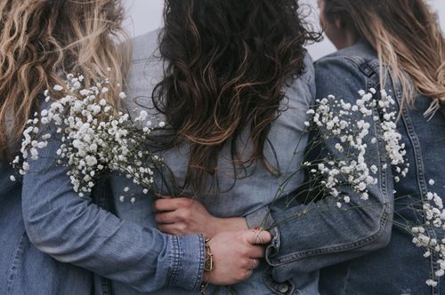 WOMENTORS: Η ενδυνάμωση νέων γυναικών ως απάντηση στις ανισότητες