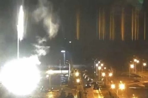 Τρόμος στην Ουκρανία: Βομβάρδισαν το μεγαλύτερο πυρηνικό εργοστάσιο της Ευρώπης