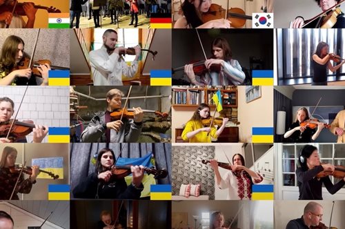 94 βιολιστές ανά τον κόσμο ενώνονται με συνάδελφό τους σε καταφύγιο ερμηνεύοντας ένα κομμάτι μαζί