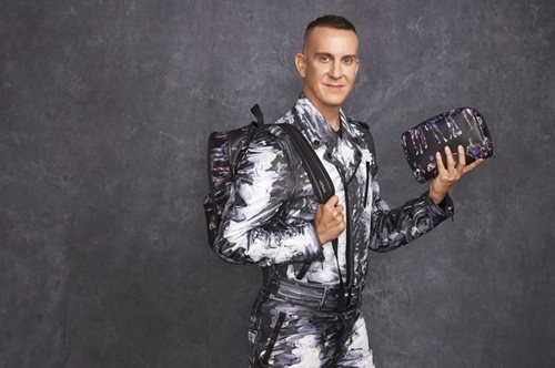 20 χρόνια Carpisa: Η νέα capsule συλλογή του Jeremy Scott