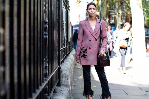 Τα 10 παντελόνια που είναι ιδανικά για το καθημερινό ντύσιμο στο γραφείο