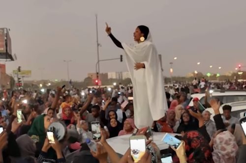 Σουδάν: Χρησιμοποιούν την σεξουαλική βία ως «τακτική» για να διαλύσουν διαδηλώσεις γυναικών 