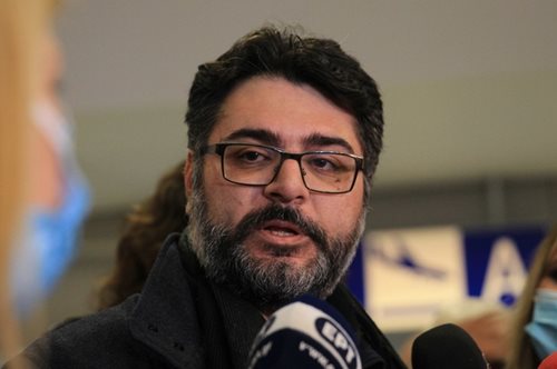 Συγκλονίζει ο Μανώλης Ανδρουλάκης: «Η Μαριούπολη είναι η Γκερνίκα, το Γκρόζνι, το Χαλέπι»