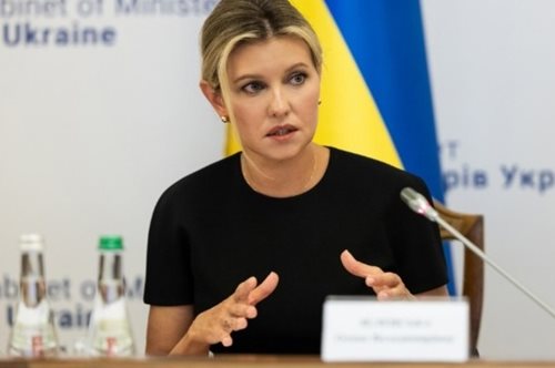 H Ολεάνα, σύζυγος του Ζελένσκι, κάλεσε το Παγκόσμιο Συμβούλιο Εκκλησιών να βοηθήσει  