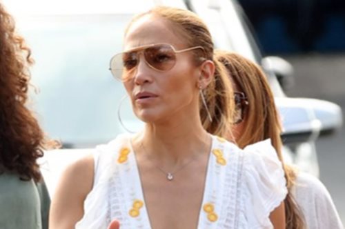 Jennifer Lopez | Η φρέσκια και χωρίς ίχνος μακιγιάζ εμφάνιση