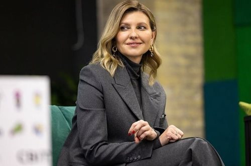 Η Ολεάνα Ζελέσνκα, η σύζυγος του Ζελένσκι, απηύθυνε ένα μεγάλο «ευχαριστώ» σε Πρώτες Κυρίες