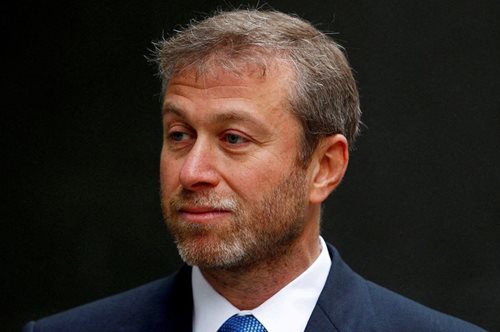 Ο Ρομάν Αμπράμοβιτς και δύο Ουκρανοί διαπραγματευτές φέρονται να έχουν δηλητηριαστεί