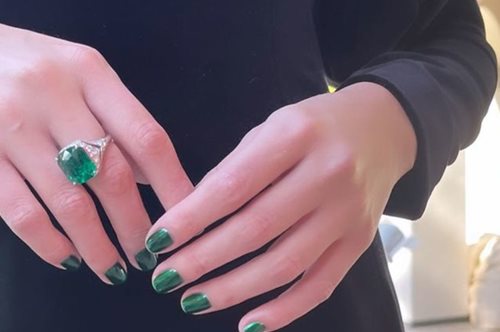 Celebrity - approved | To ταίριασμα του μανικιούρ με τα κοσμήματά μας είναι η νέα τάση