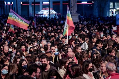 Η Συναυλία υπέρ της ειρήνης στα Προπύλαια